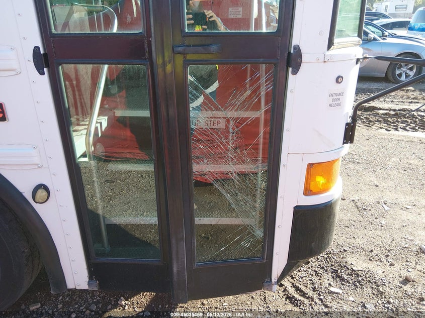 2016 IC IC CORPORATION 3000 RE BUS N/A