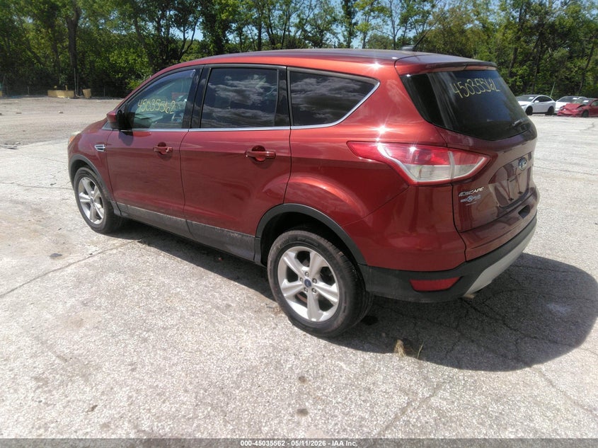 Vin: 1fmcu0gx5fua88738, lot: 45533079, ford escape se 20153