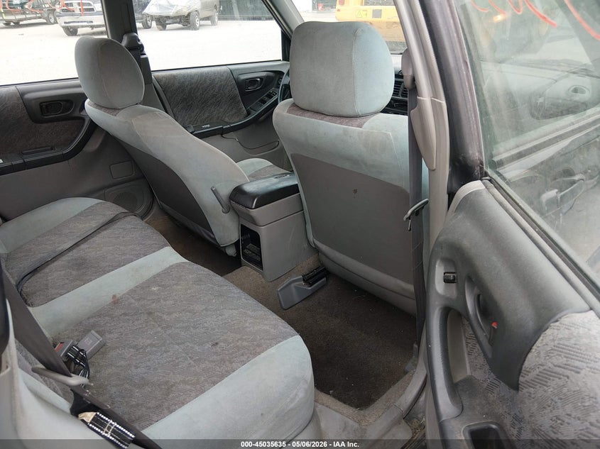 1999 Subaru Forester L VIN: JF1SF6357XH744844 Lot: 45035635