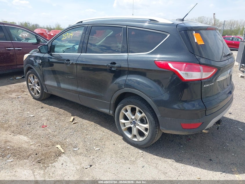 Vin: 1fmcu0jxxfub47968, lot: 45533221, ford escape titanium 20153
