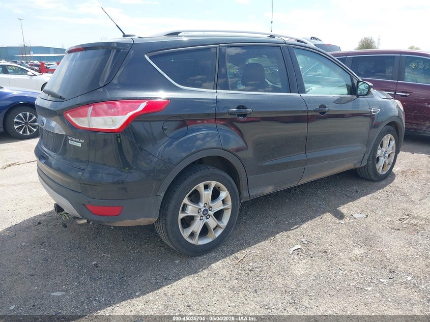 Vin: 1fmcu0jxxfub47968, lot: 45533221, ford escape titanium 20154
