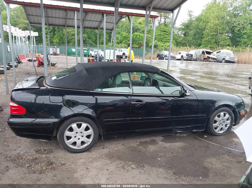 2002 Mercedes-Benz Clk 320 VIN: WDBLK65G12T125024 Lot: 45035708