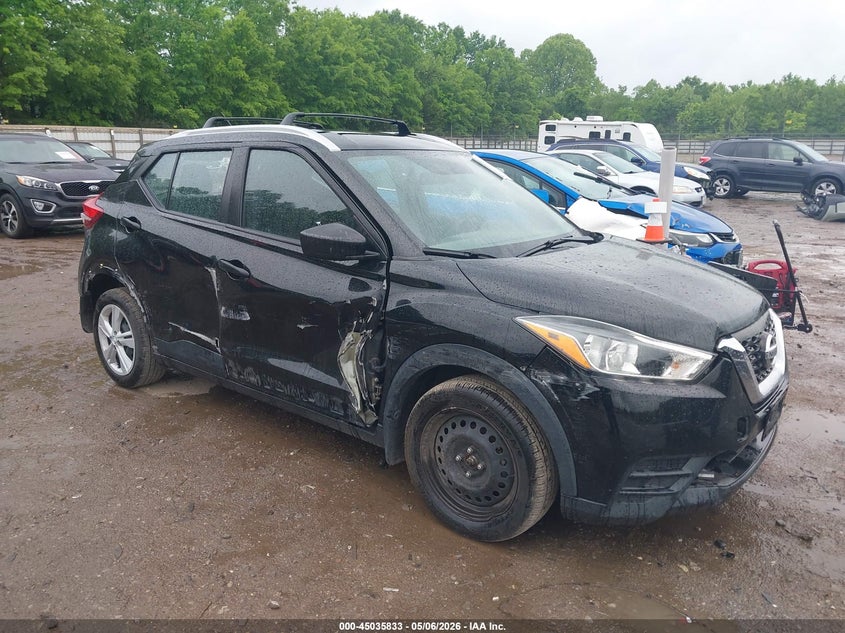 2018 Nissan Kicks S