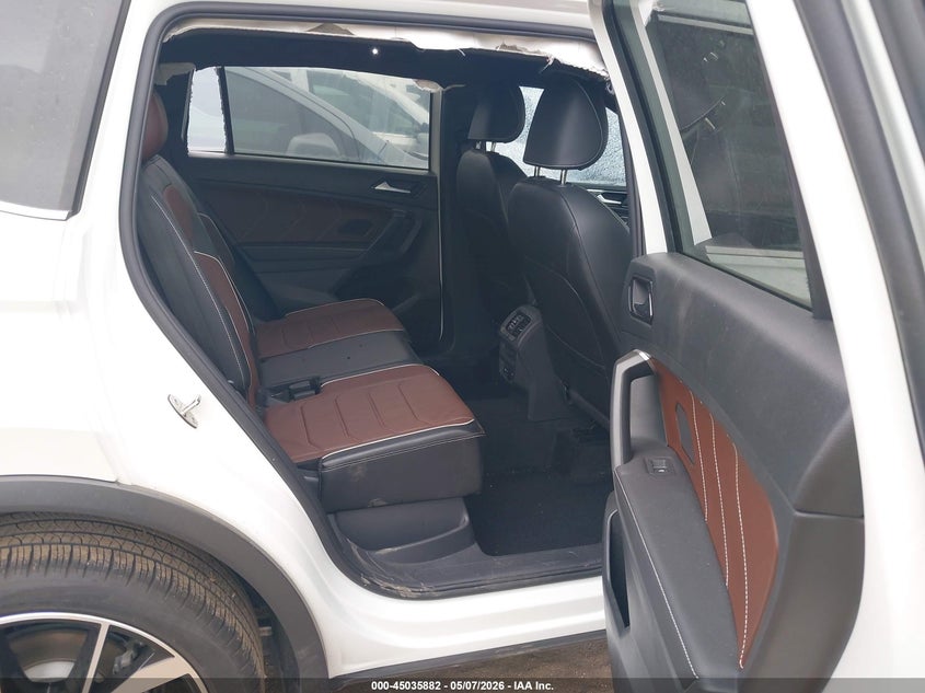 2024 VOLKSWAGEN TIGUAN auction photo 8