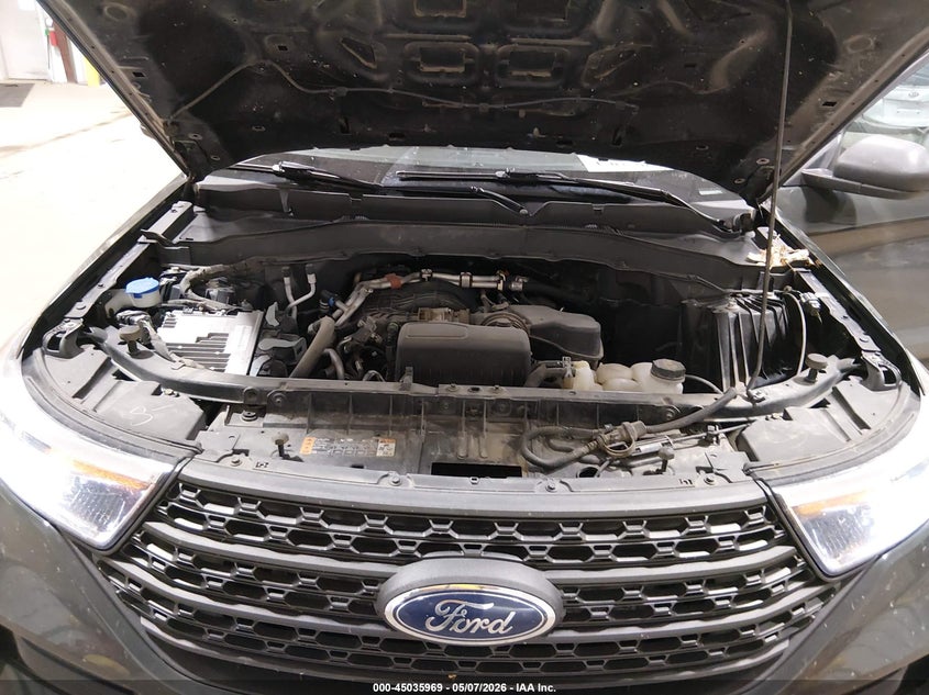 2023 FORD EXPLORER · Photo 10