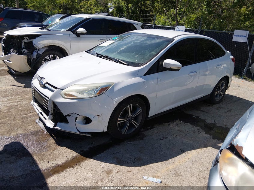Vin: 1fadp3f24el374176, lot: 45533630, ford focus se 20142