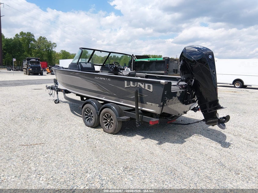 2024 LUND 2025 IMPACT XS auction photo 3