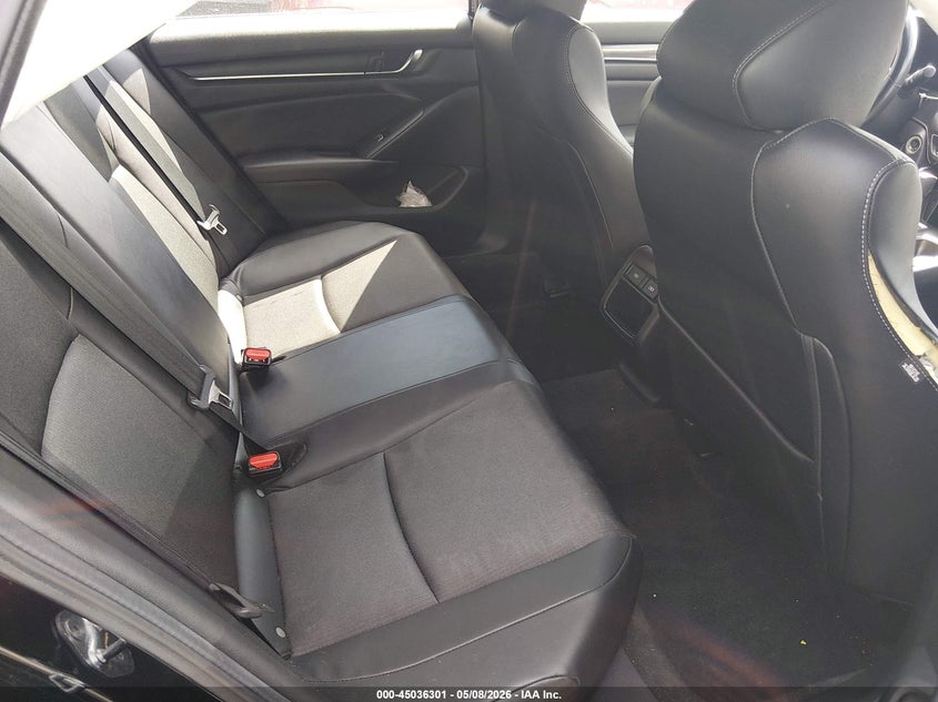 2022 HONDA ACCORD auction photo 8