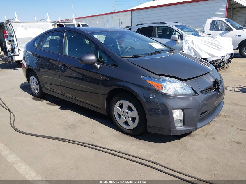 2010 TOYOTA PRIUS III