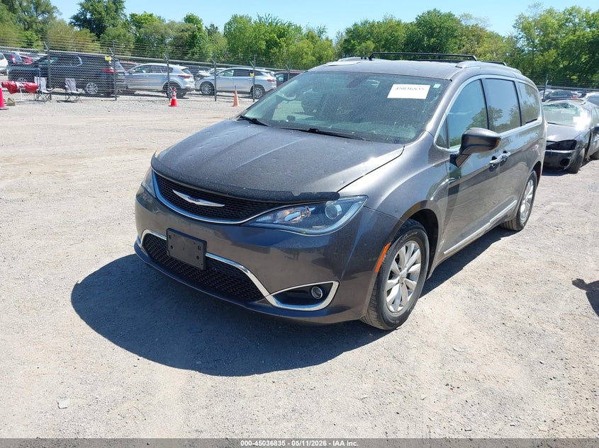 Vin: 2c4rc1bg8kr583196, lot: 45534352, chrysler pacifica touring l 20192