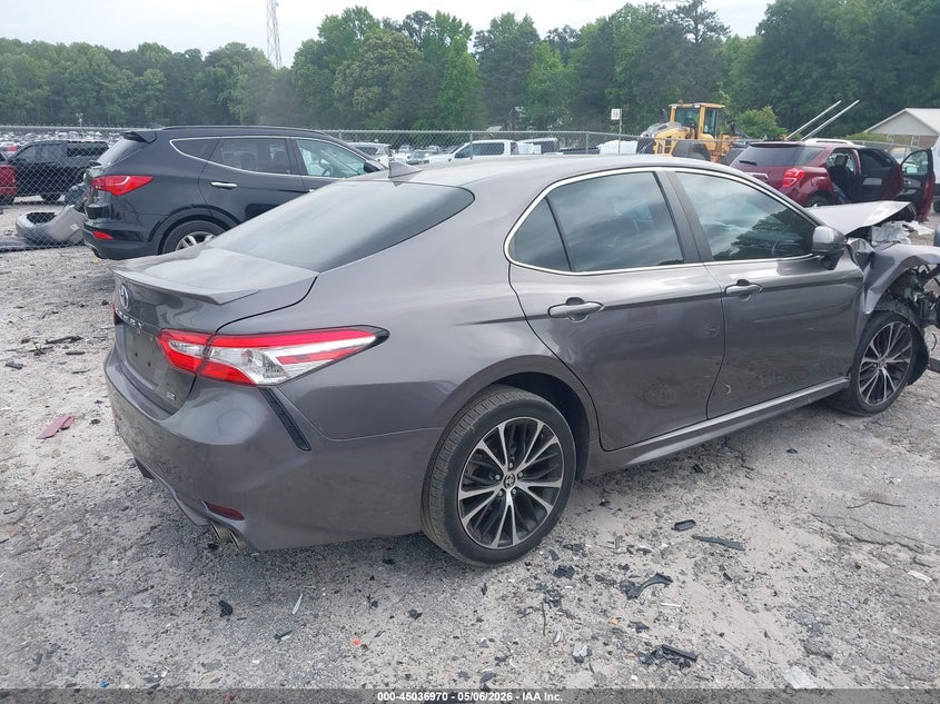 2020 TOYOTA CAMRY auction photo 4