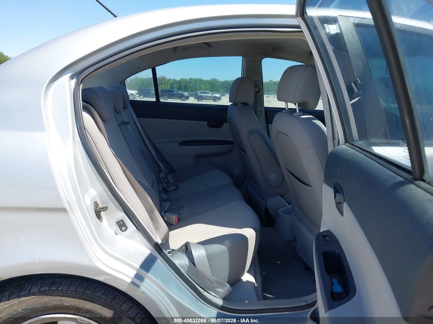 2006 HYUNDAI ACCENT auction photo 8