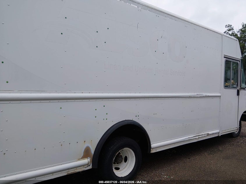 2013 FORD ECONOLINE E-450 STRIPPED N/A