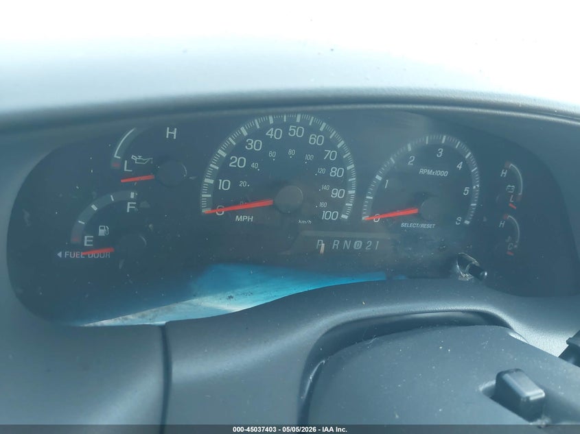2000 Ford Expedition Xlt VIN: 1FMRU1567YLB93235 Lot: 45037403