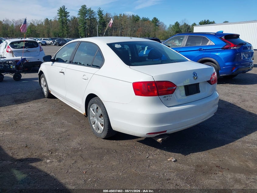 2011 VOLKSWAGEN JETTA SEDAN 2.0L I-4 115HP