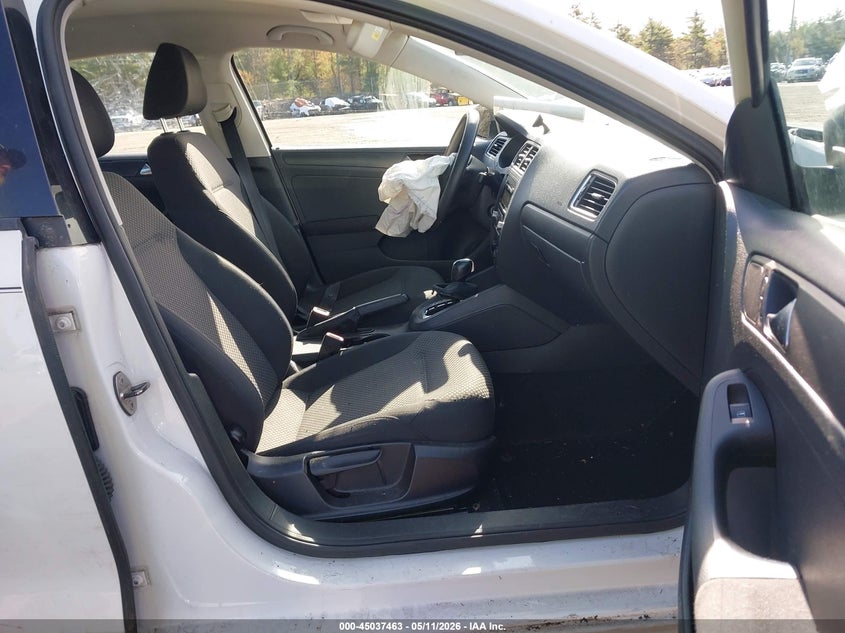 2011 VOLKSWAGEN JETTA SEDAN 2.0L I-4 115HP