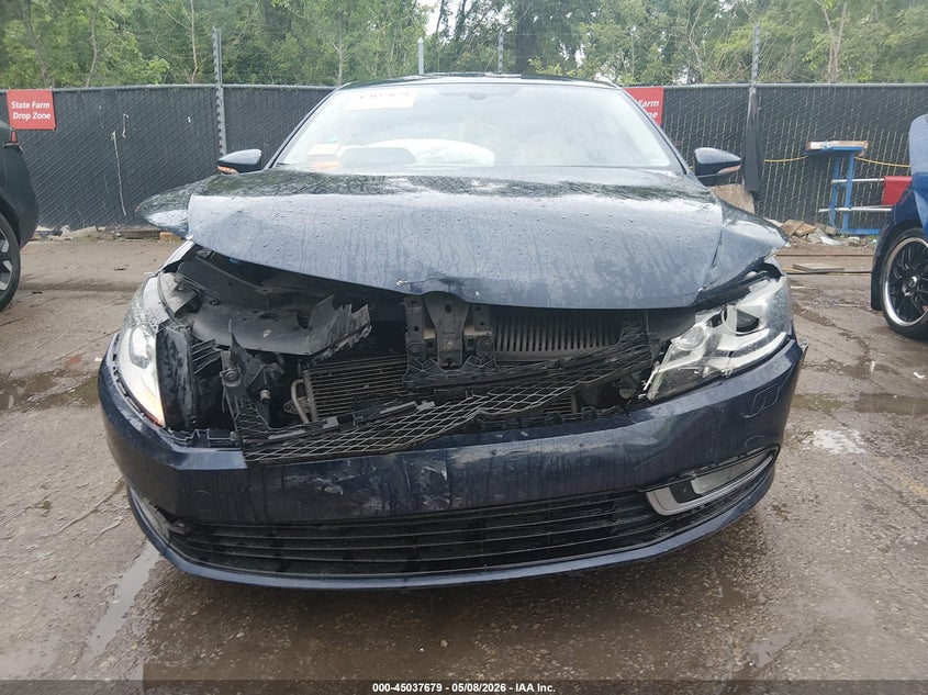 2013 Volkswagen Cc 2.0T Sport VIN: WVWBP7AN7DE526447 Lot: 45037679
