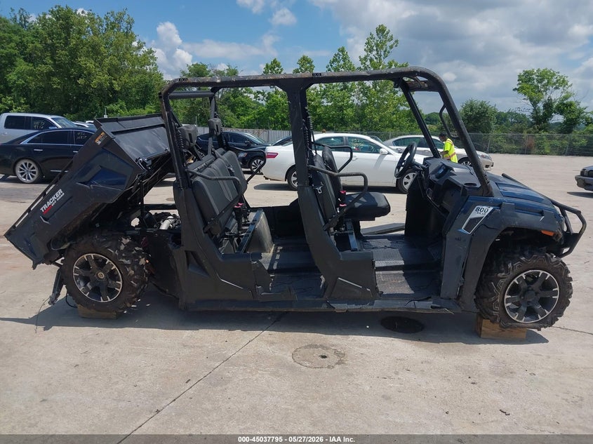 2024 TRACKER OFF ROAD 800 SX LE C auction photo 5