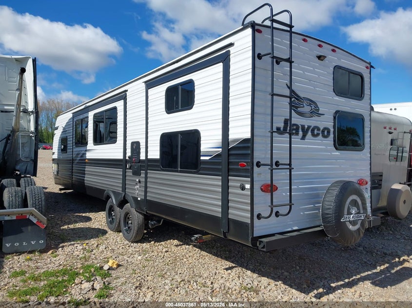2024 JAYCO JAY FLIGHT auction photo 3