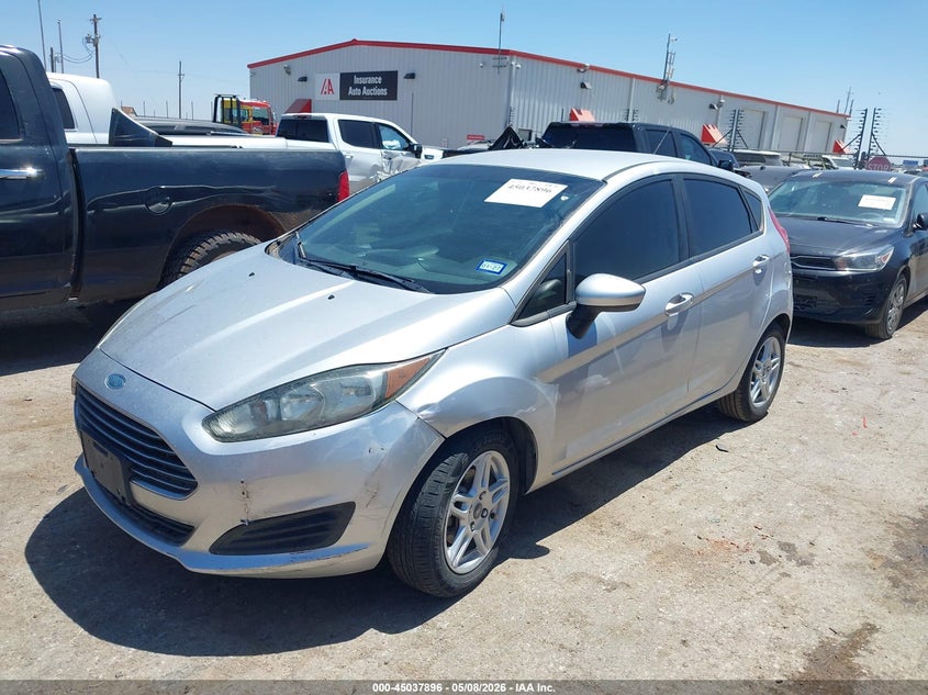 Vin: 3fadp4ej7hm119393, lot: 45535413, ford fiesta se 20172