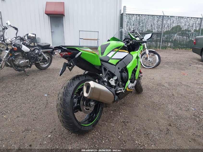 2025 KAWASAKI ZX1002 auction photo 4