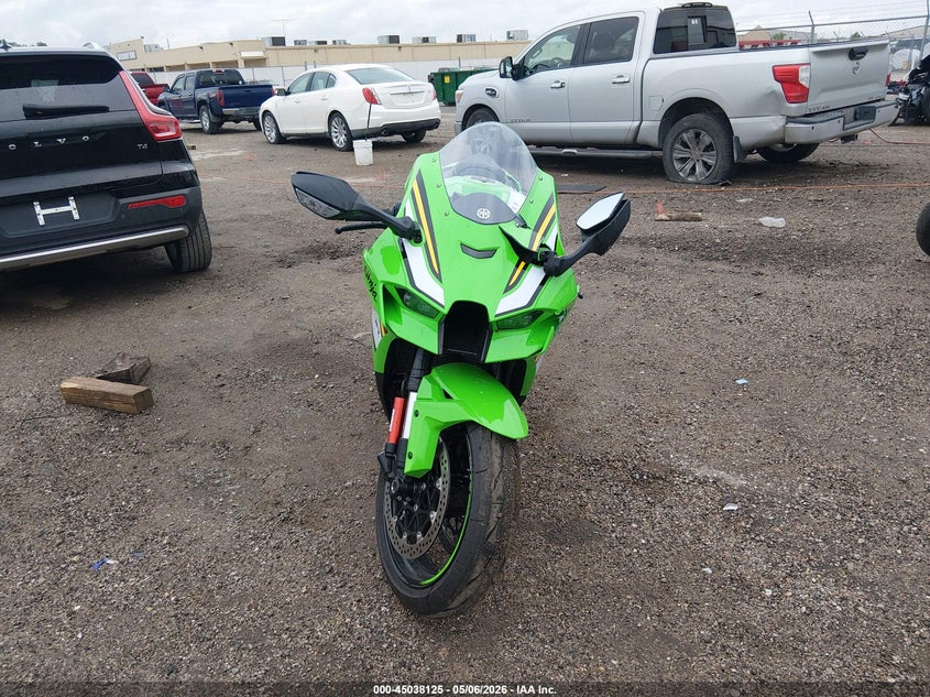 2025 KAWASAKI ZX1002 auction photo 5