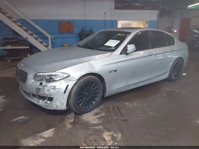 2011 BMW 535I — zdjęcie 2