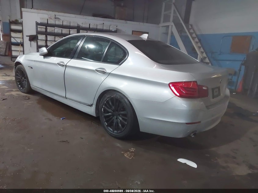 2011 BMW 535I — zdjęcie 3