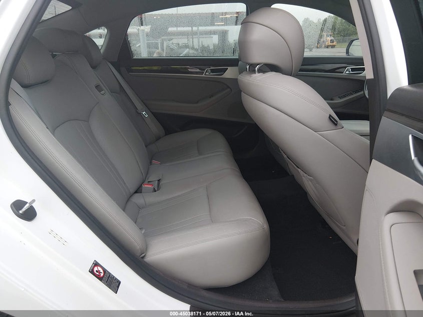 2018 Genesis G80 3.8 VIN: KMHGN4JE3JU237122 Lot: 45038171
