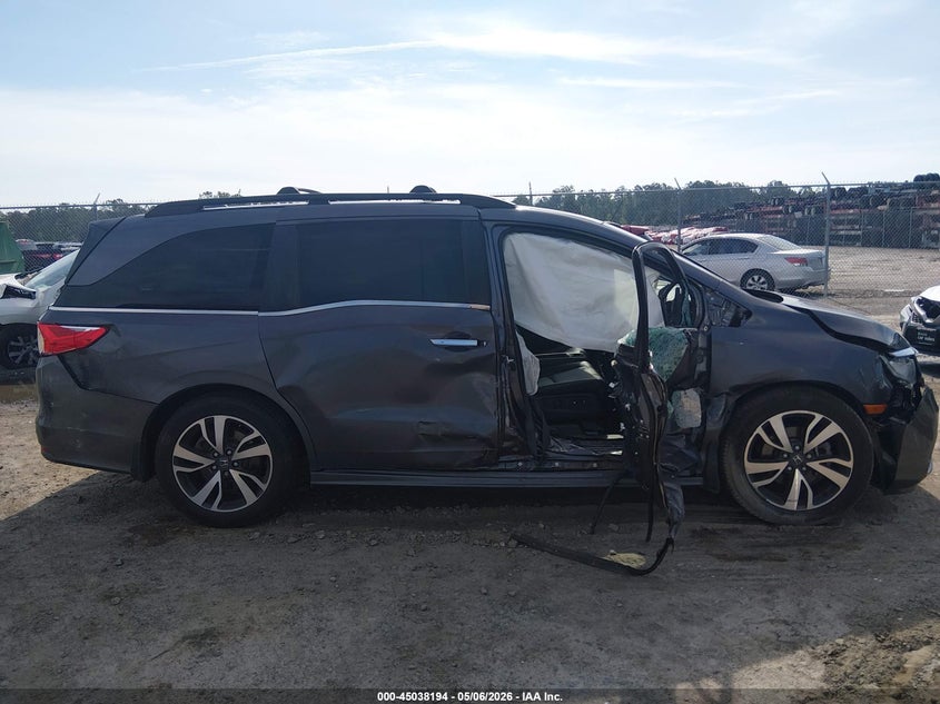 2022 Honda Odyssey Touring VIN: 5FNRL6H82NB027219 Lot: 45038194