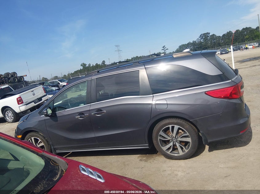 2022 Honda Odyssey Touring VIN: 5FNRL6H82NB027219 Lot: 45038194