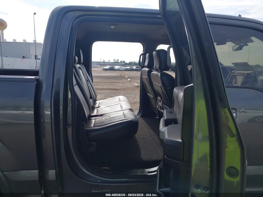 VIN 1FTEW1C5XJKD17274 2018 FORD F-150 LARIAT