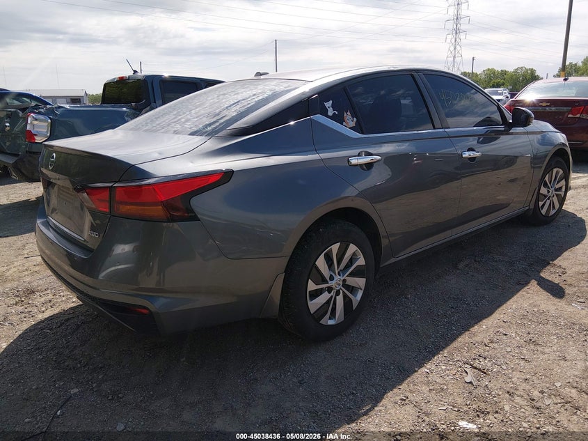 AtlanticExpress - Nissan Altima
