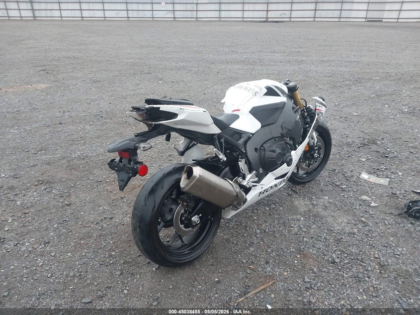 2025 HONDA CBR1000 auction photo 4