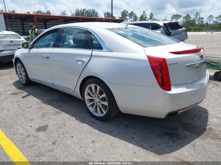 2017 CADILLAC XTS auction photo 3