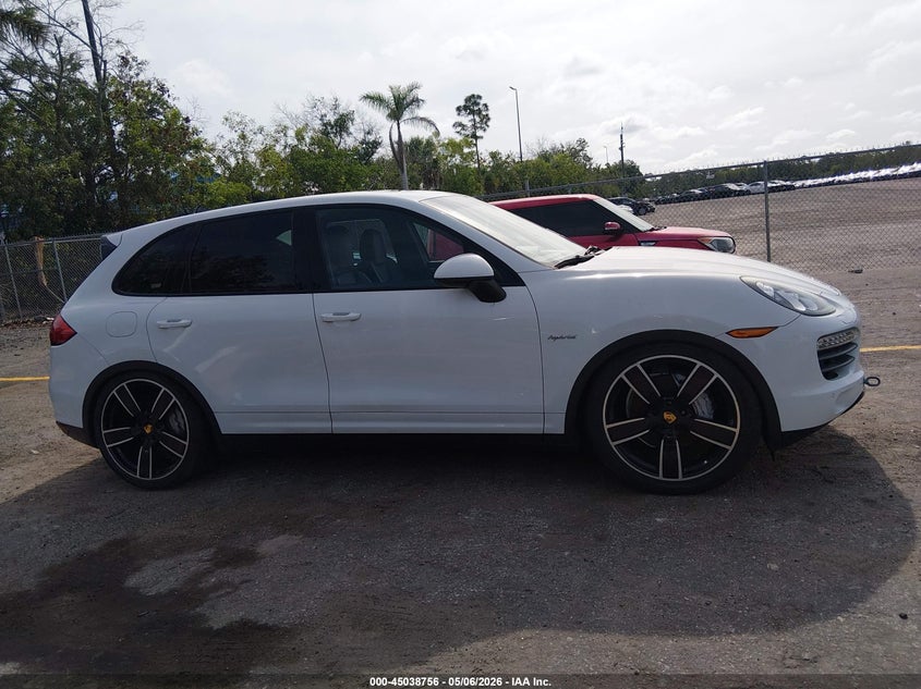 2012 Porsche Cayenne 3.0 Hybrid S white Lot 111045038756 Vin WP1AE2A23CLA93728