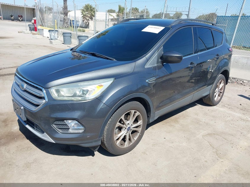 2017 Ford Escape Se 1FMCU0GD2HUC28172 photo 1