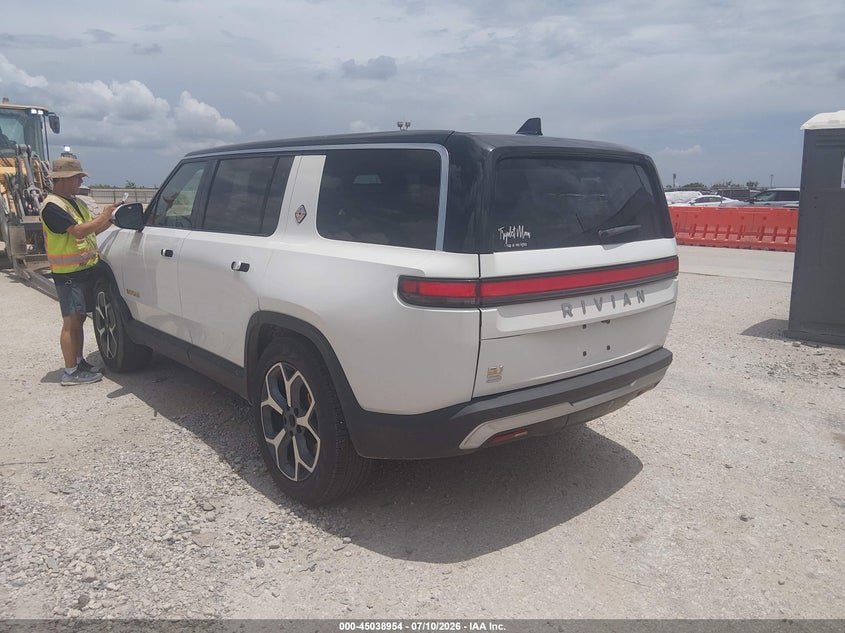 Vin: 7pdsgaba1rn035171, lot: 45536471, rivian r1s adventure quad motor large pack 20243