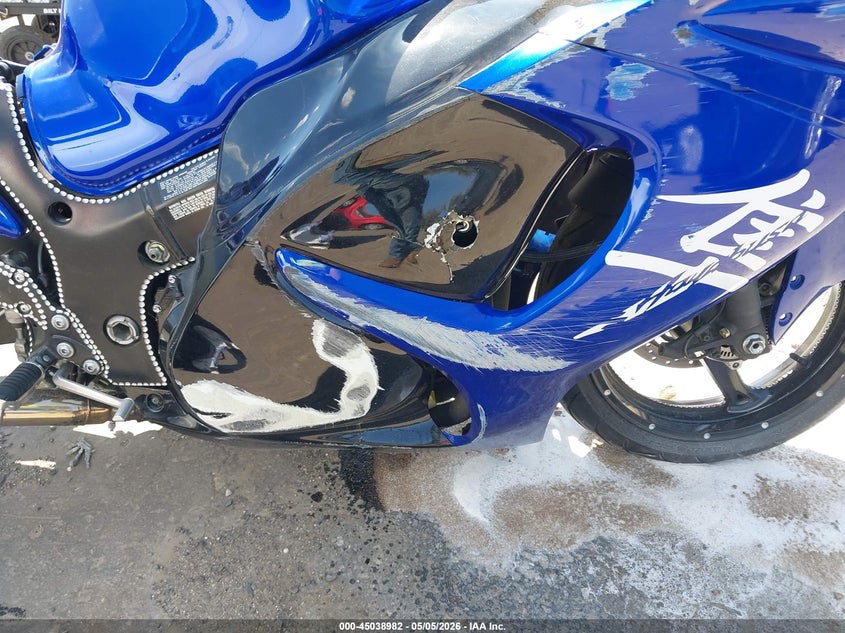 2017 Suzuki Gsx1300 Ra VIN: JS1GX72B1H2100541 Lot: 45038982