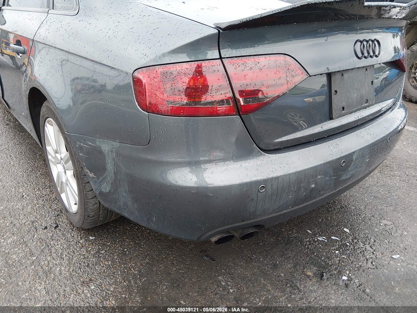 2010 Audi A4 2.0 2.0T Premium grey Lot 111045039121 Vin WAUBFAFLXAN006484