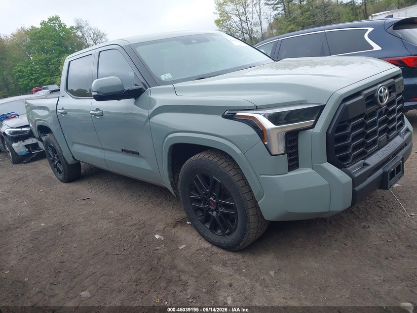 TOYOTA TUNDRA