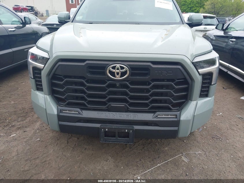 TOYOTA TUNDRA - zdjęcie 11
