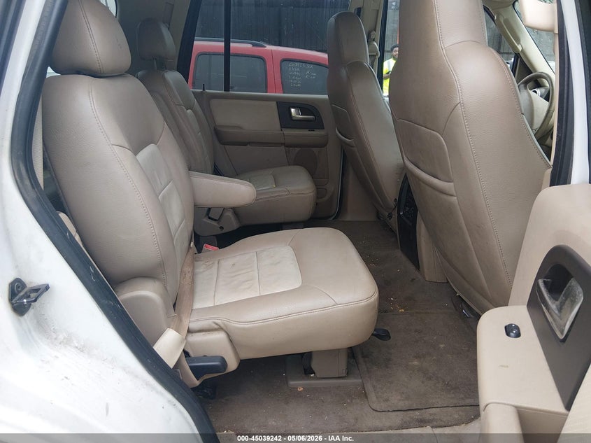 2004 Ford Expedition Eddie Bauer VIN: 1FMFU18L84LA56237 Lot: 45039242