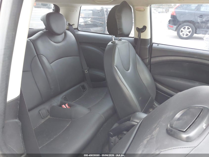 2013 Mini Hardtop Cooper VIN: WMWSU3C59DT686854 Lot: 45039385