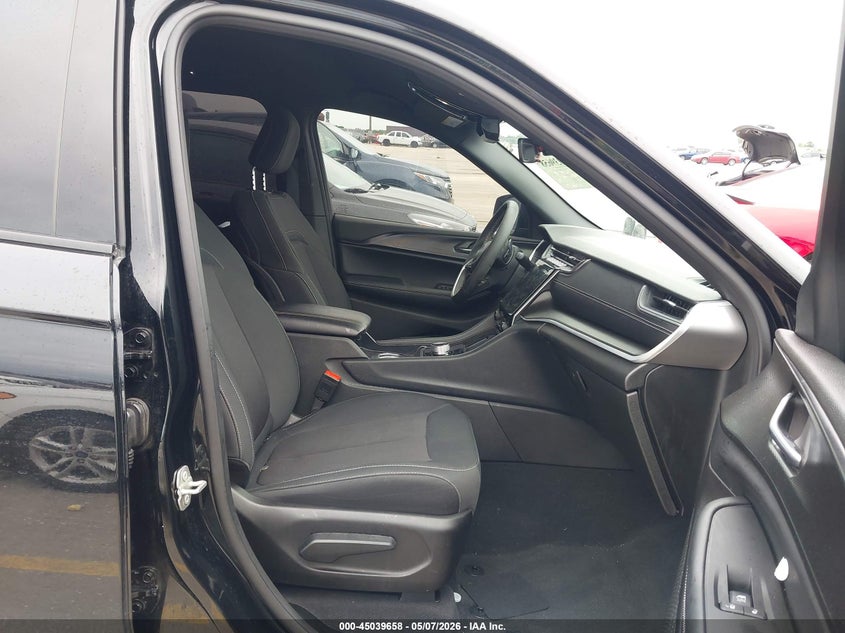 2025 JEEP GRAND CHEROKEE auction photo 5