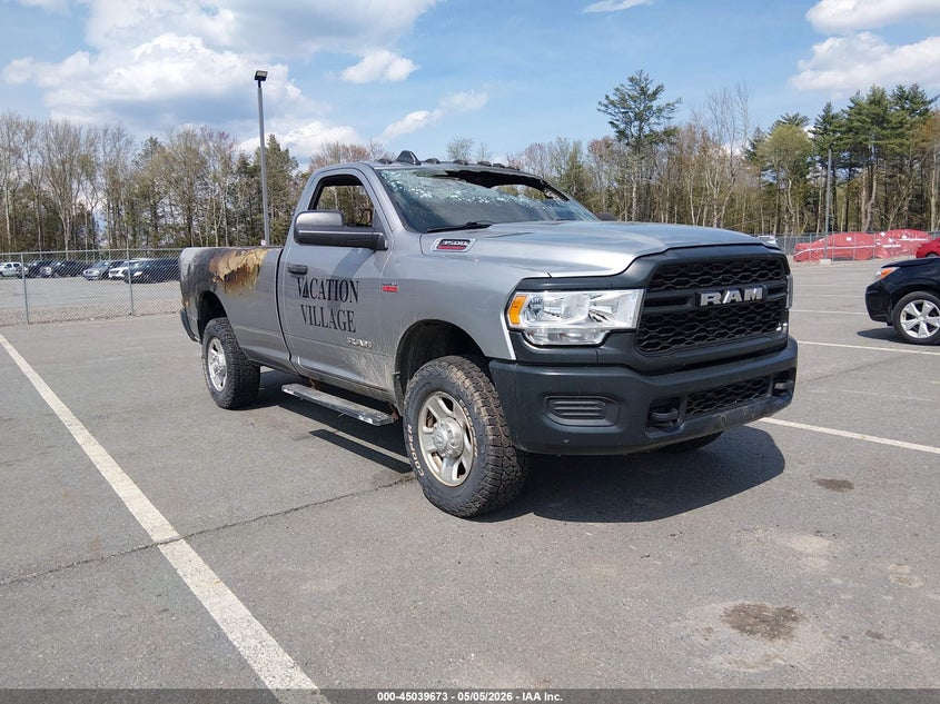 3C63R3AJ6LG241225 2020 Ram 3500 Tradesman  4x4 8' Box photo 1