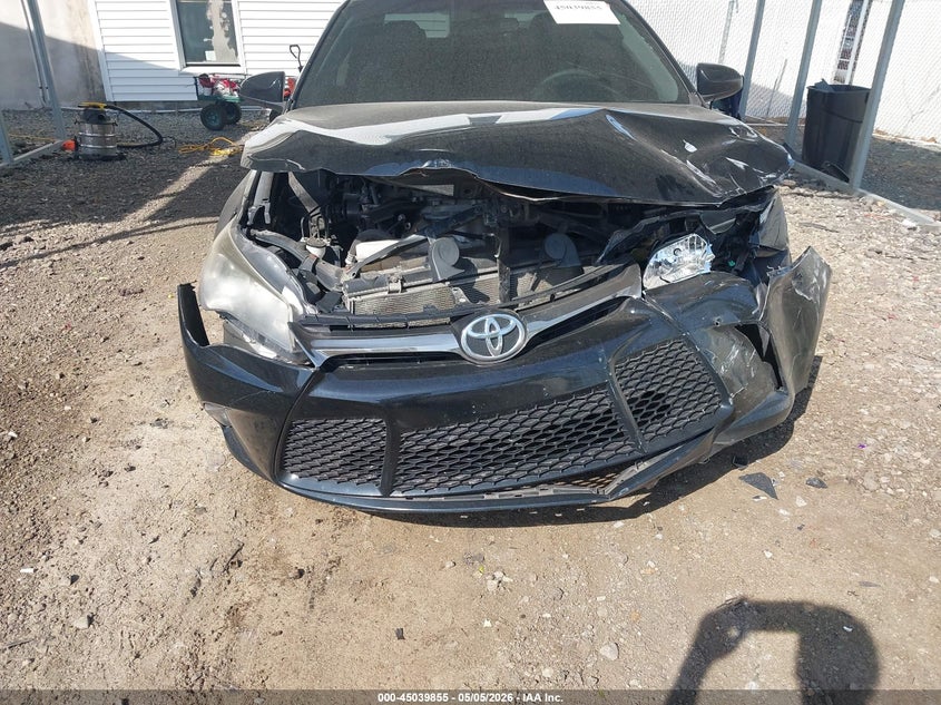 TOYOTA CAMRY - zdjęcie 6