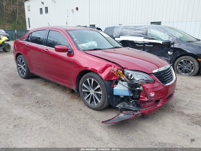 Vin: 1c3ccbbg5dn715363, lot: 45537376, chrysler 200 touring 2013 img_1
