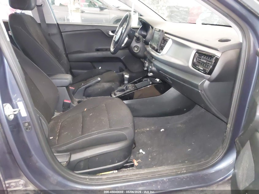 2018 KIA RIO auction photo 5