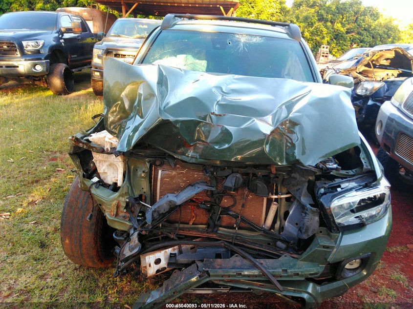 2022 TOYOTA TACOMA auction photo 6